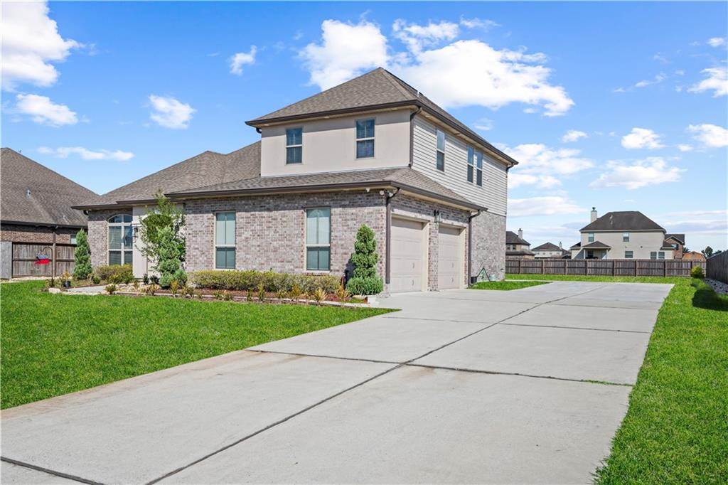 9517 SUGAR MAPLE Lane