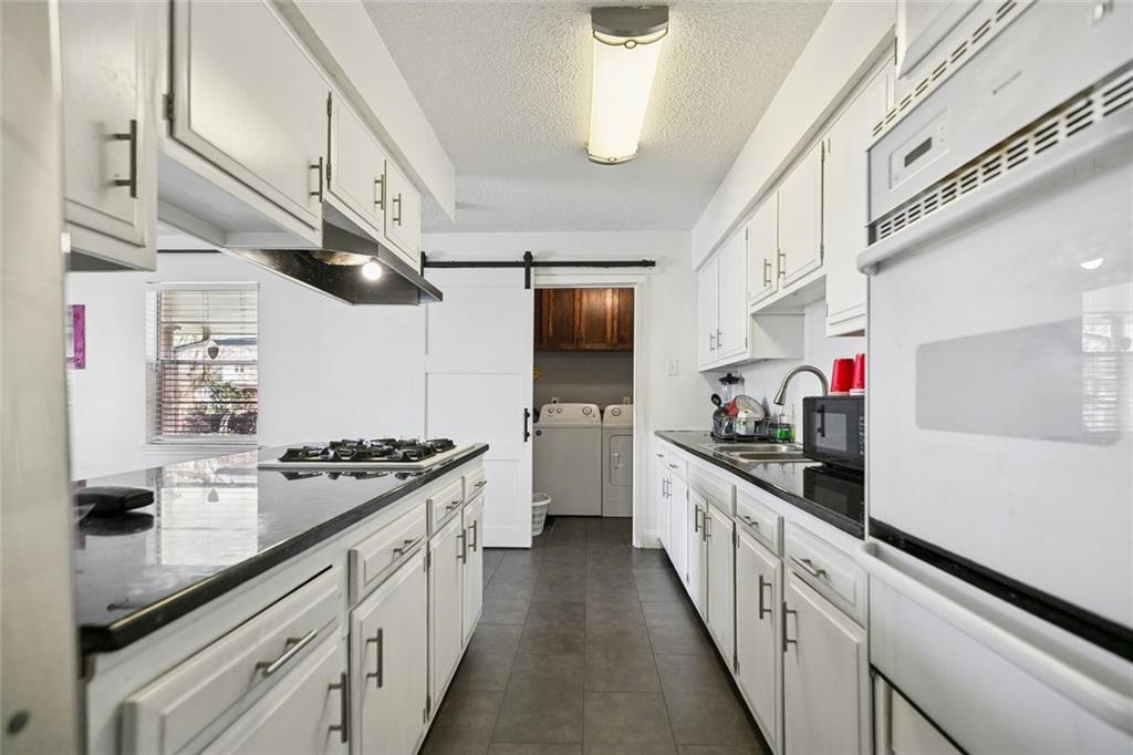 5117 WOODCREST Drive