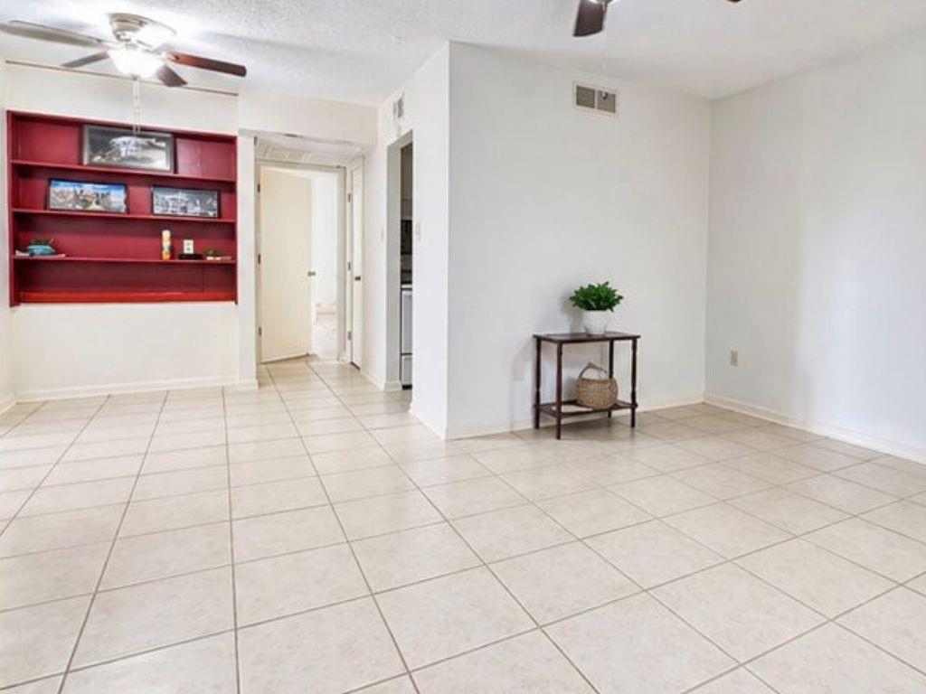 6200 RIVERSIDE Drive 456