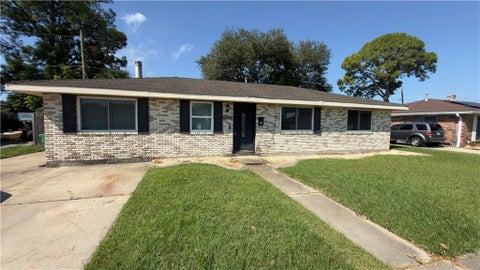 1300 BELMNT Place Metairie LA 70001