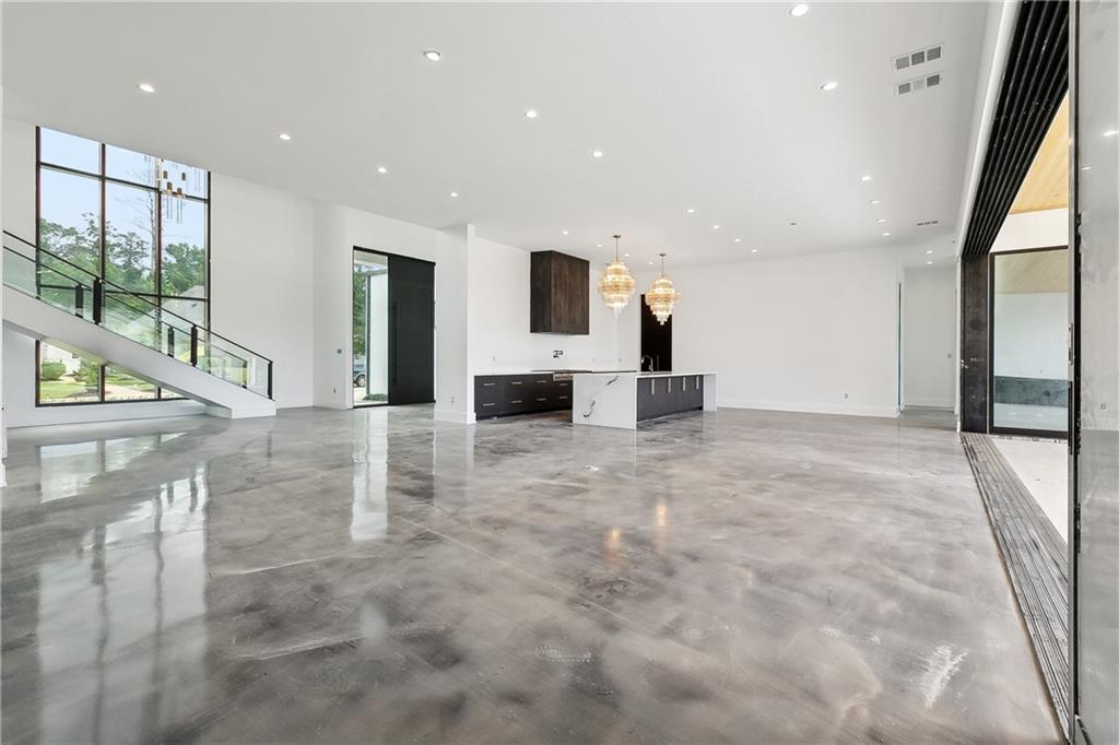 67 HUMMINGBIRD Road