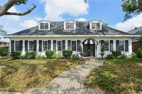 5545 JACQUELYN Court New Orleans LA 70124