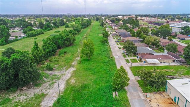 1003 E ST. BERNARD Highway