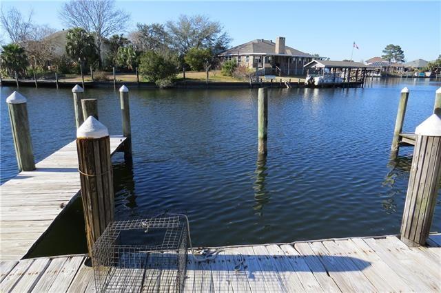 722 MARINA Drive 722