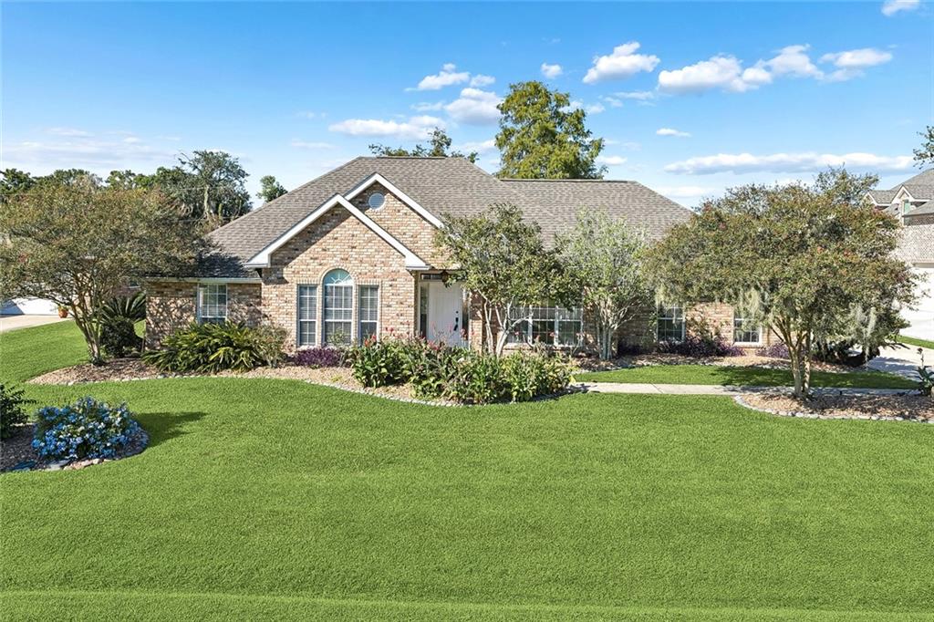 108 COTTAGE Drive