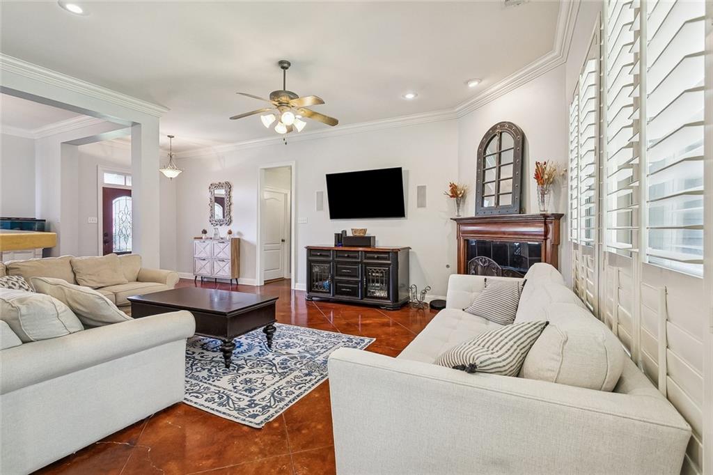 172 TIMBERWOOD Drive