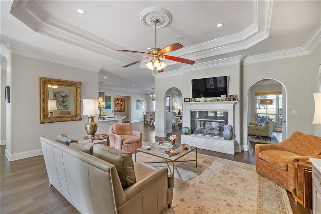 24196 SNOWY EGRET Cove