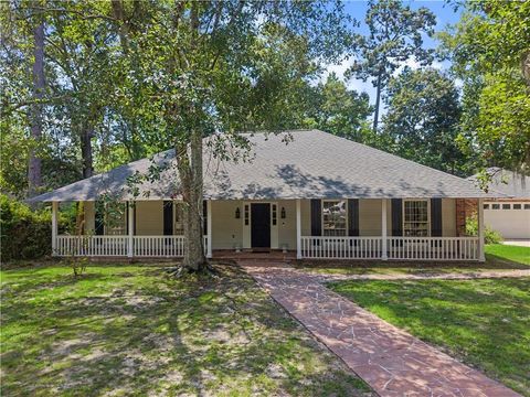 Photo of 476 DEVON Drive, Mandeville, LA 70448 (MLS # 2565867)