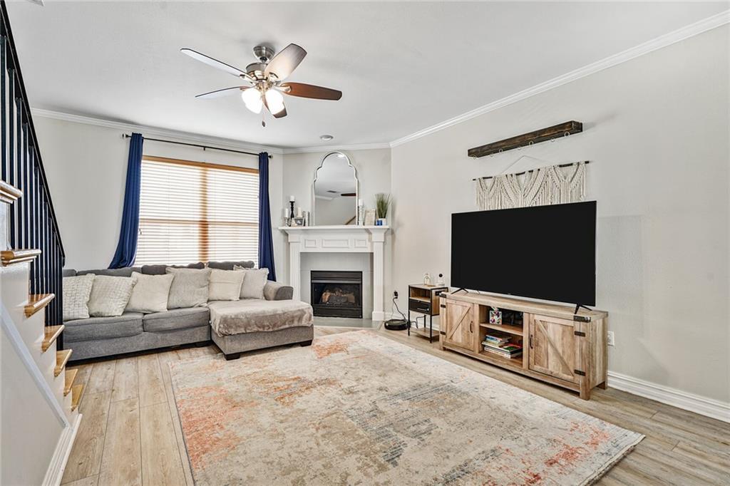 104 HOUMAS Place