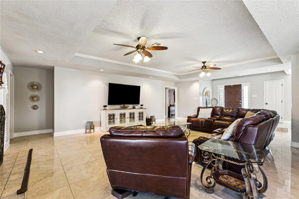 1137 LAKE LOUISE Drive