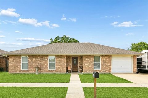 Photo of 3012 LEGEND Drive, Meraux, LA 70075 (MLS # 2554131)
