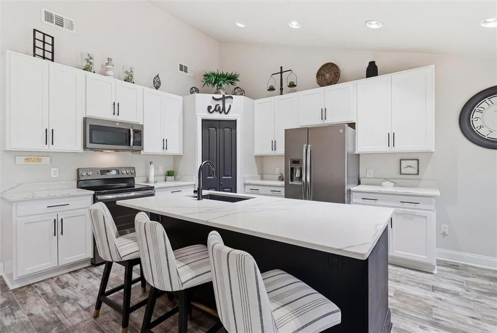50 N COURT VILLA Drive 50