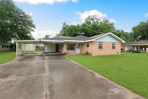 121 SAINT NICHOLAS Street Luling LA 70070