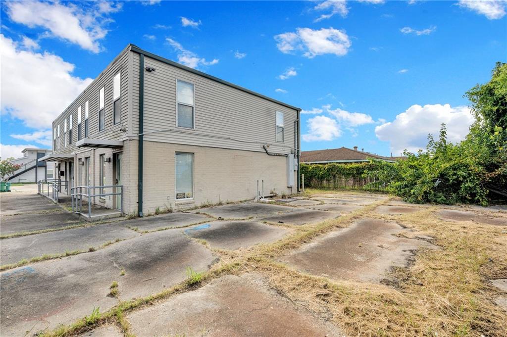 1024 ORANGE BLOSSOM Lane