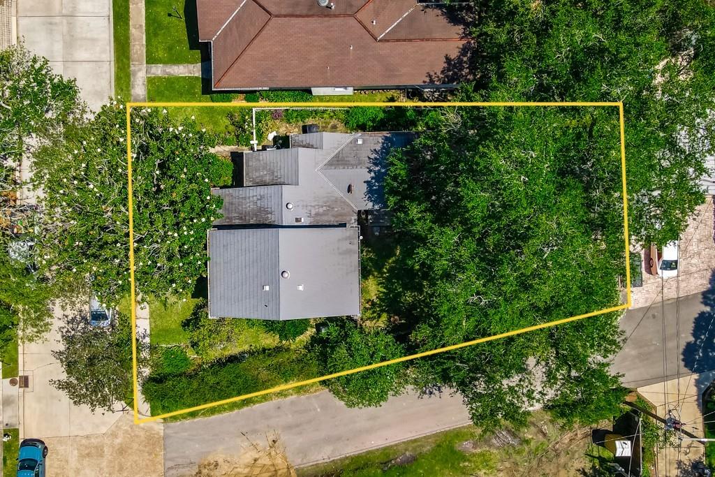 169 BEVERLY Drive