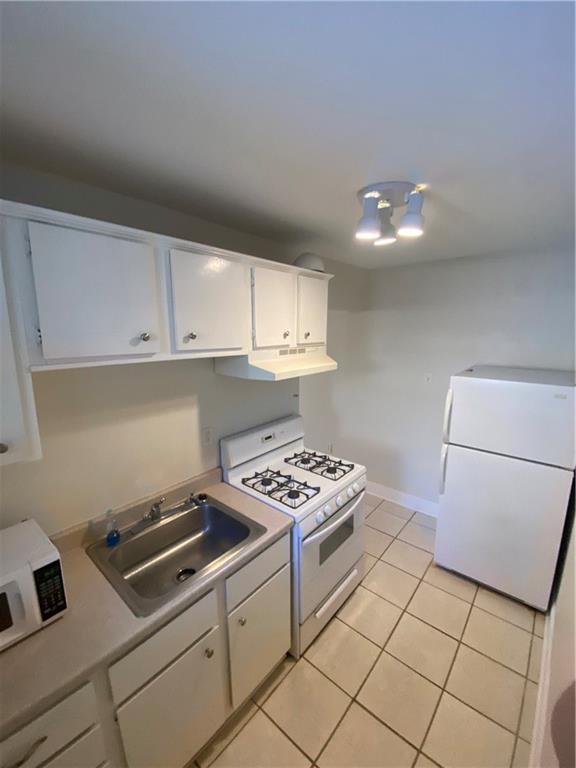 Metairie, Louisiana 70003, United States, 1 Bedroom Bedrooms, ,1 BathroomBathrooms,Residential,Active,67613