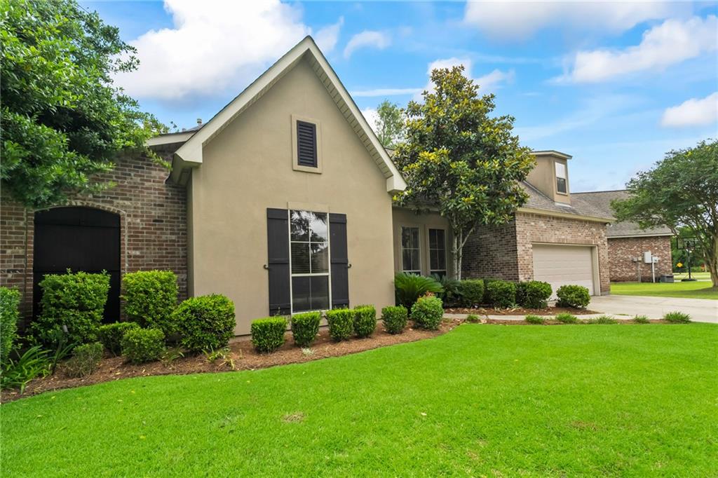 332 AUTUMN CREEK Drive