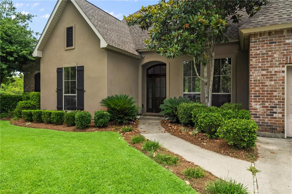 332 AUTUMN CREEK Drive