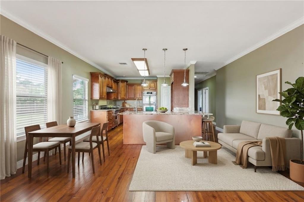 121 PONTCHARTRAIN Road