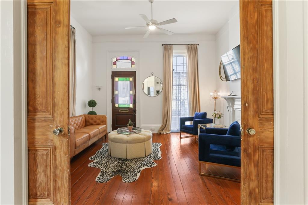 New Orleans, Louisiana 70115, United States, 1 Bedroom Bedrooms, ,1 BathroomBathrooms,Residential,Active,114056