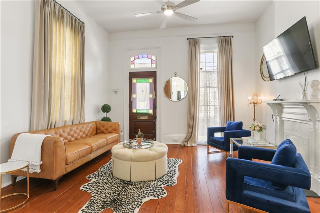 New Orleans, Louisiana 70115, United States, 1 Bedroom Bedrooms, ,1 BathroomBathrooms,Residential,Active,114056