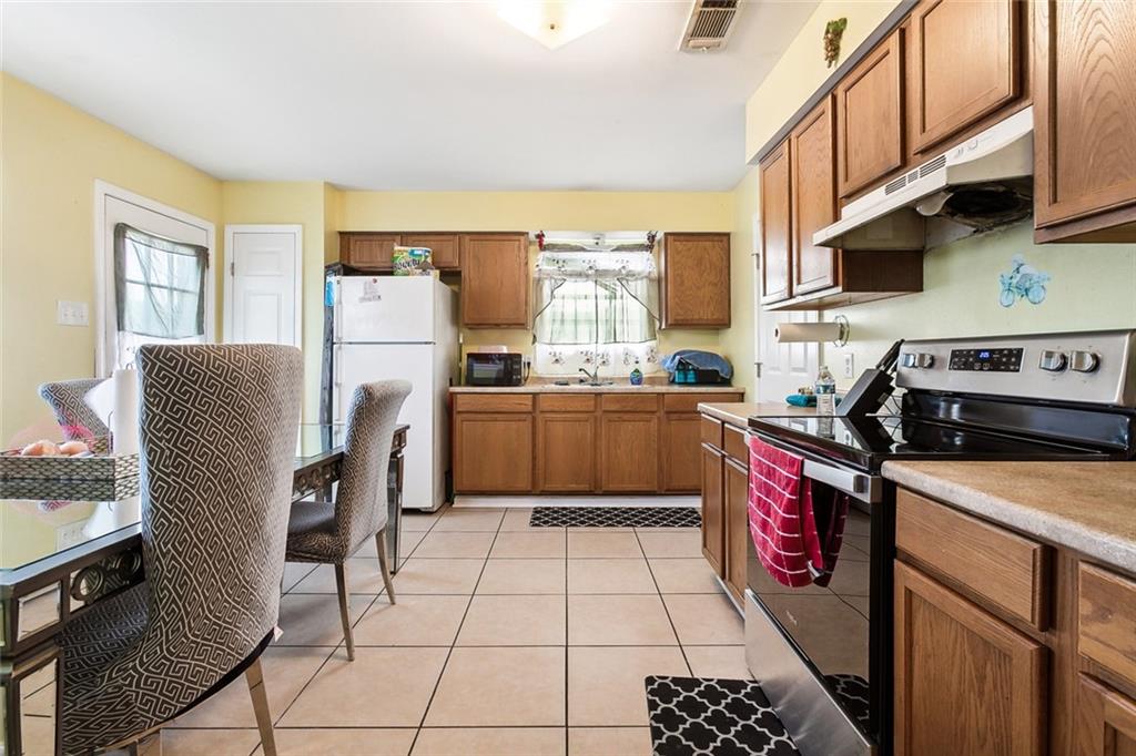 9100 02 TITANS Drive