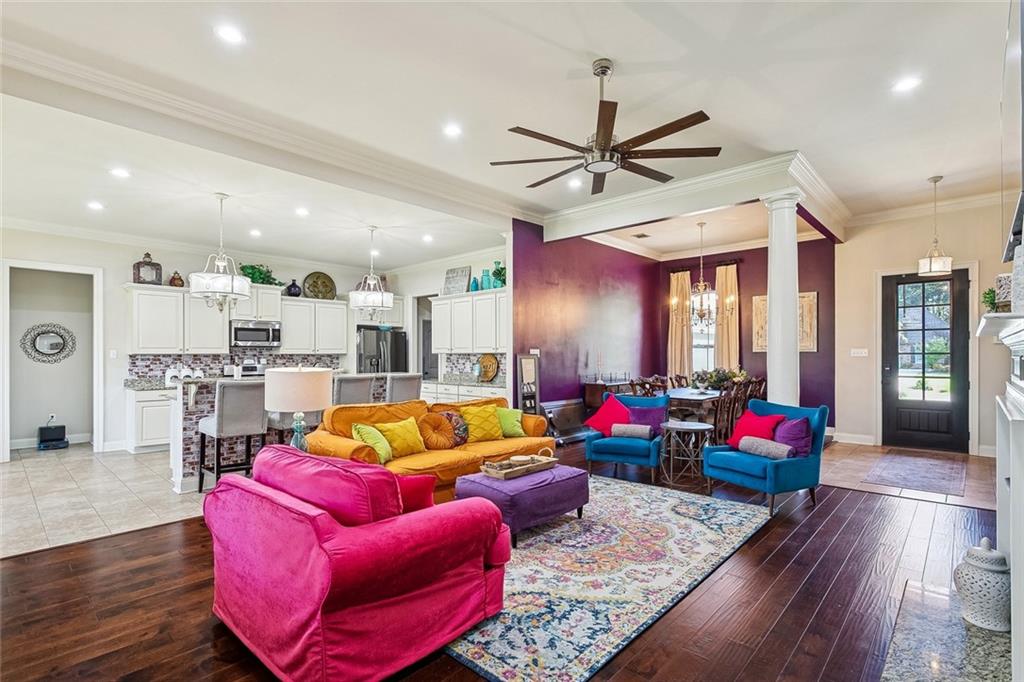 1621 ORCHARD Drive