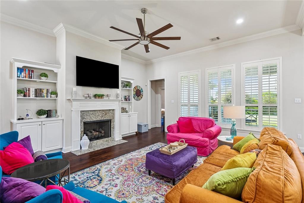 1621 ORCHARD Drive