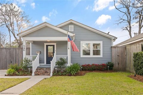 Photo of 546 BROCKENBRAUGH Court, Metairie, LA 70005 (MLS # 2545913)