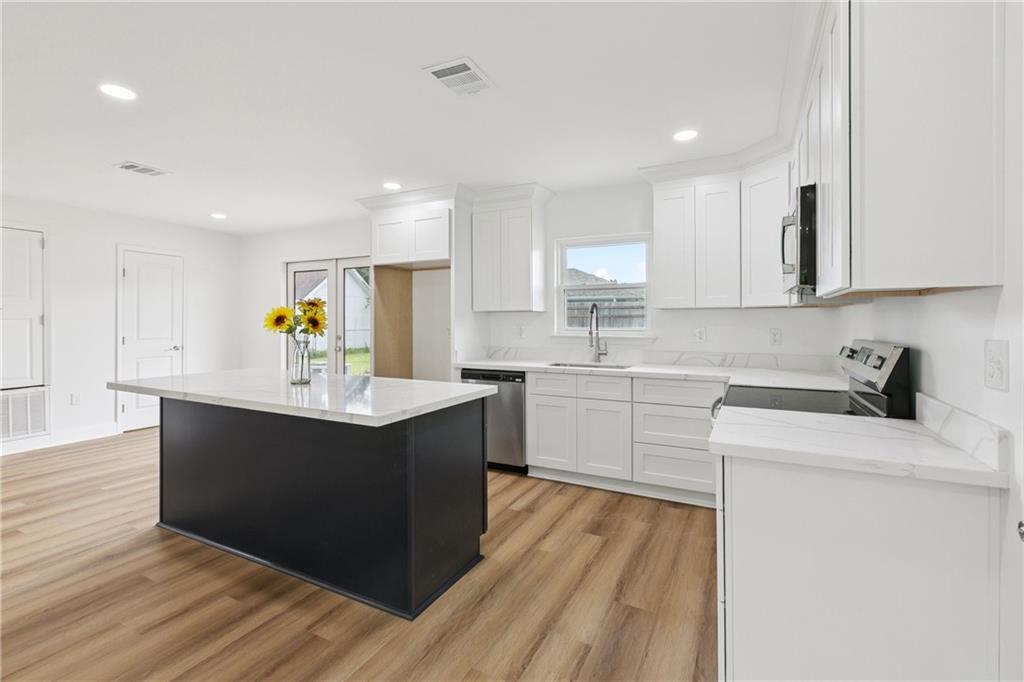 321 ST ANTHONY Street