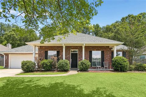 Photo of 664 AMY Court, Covington, LA 70433 (MLS # 2558408)