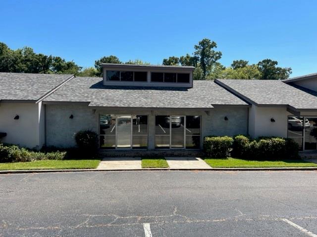 1011 N CAUSEWAY Boulevard 17-20