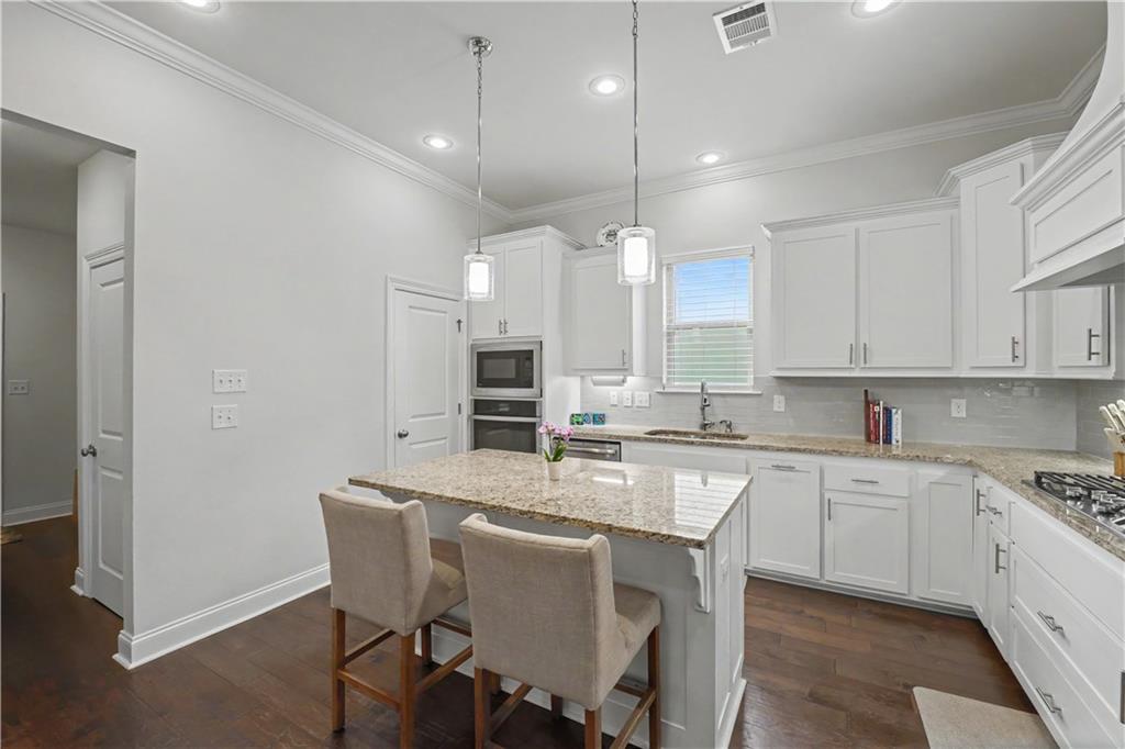 23339 NOBLE OAK Drive