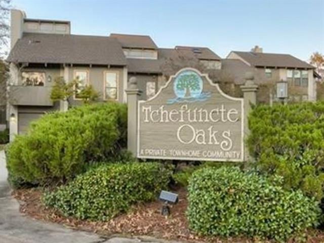 404 TCHEFUNCTE OAKS Drive 404