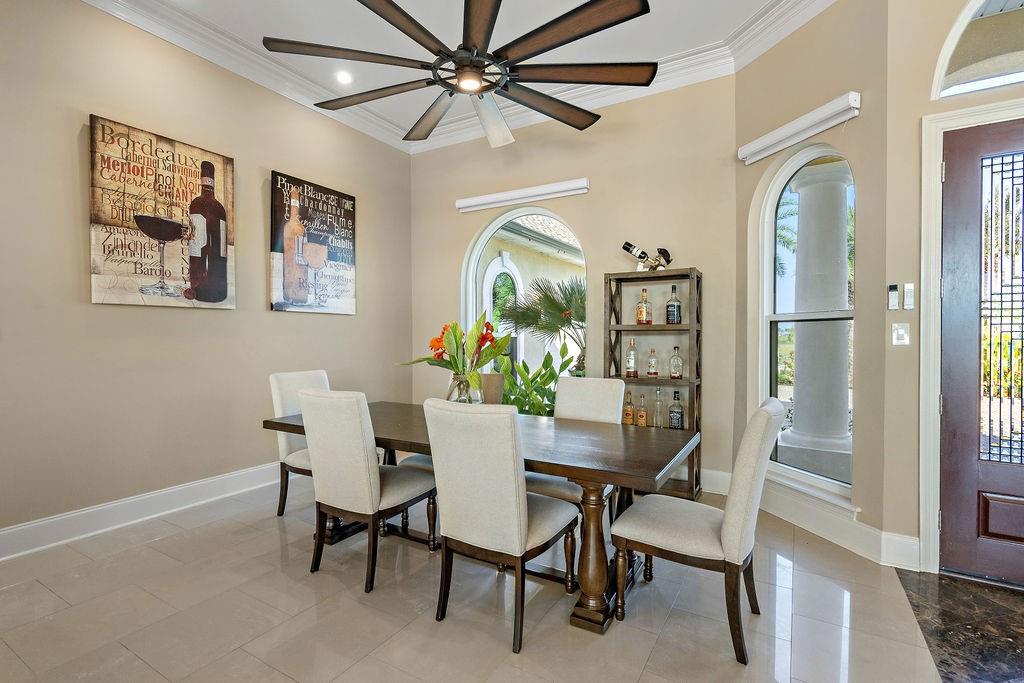 2097 S LAKESHORE Boulevard