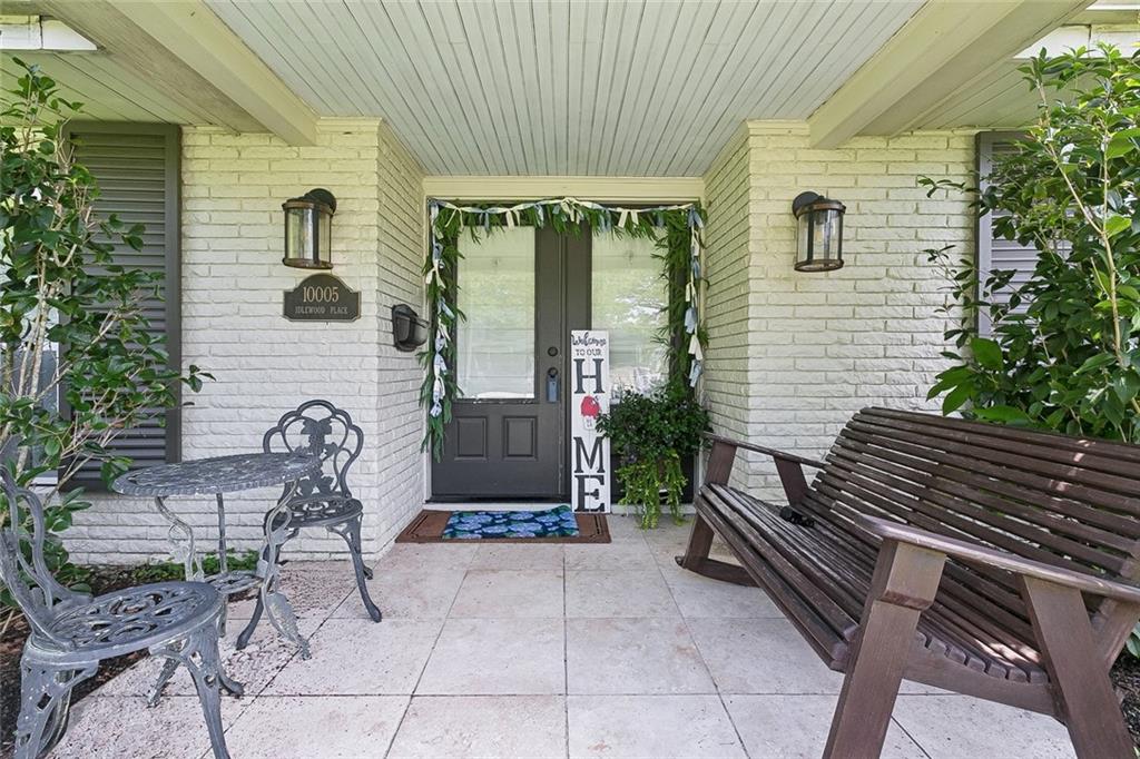 10005 IDLEWOOD Place