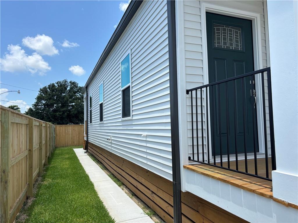 2444 HUEY P LONG Avenue