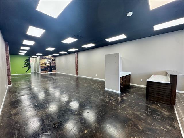 12807 90 Highway 101