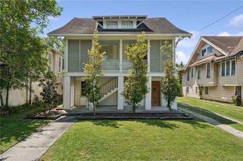 4430 S JOHNSON Street New Orleans LA 70125
