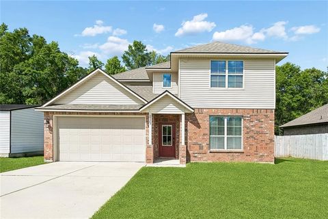 Photo of 39267 FRANKLIN Street, Ponchatoula, LA 70454 (MLS # 2545499)