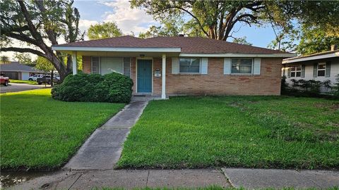 Photo of 7127 6TH Street, Harahan, LA 70123 (MLS # 2559560)