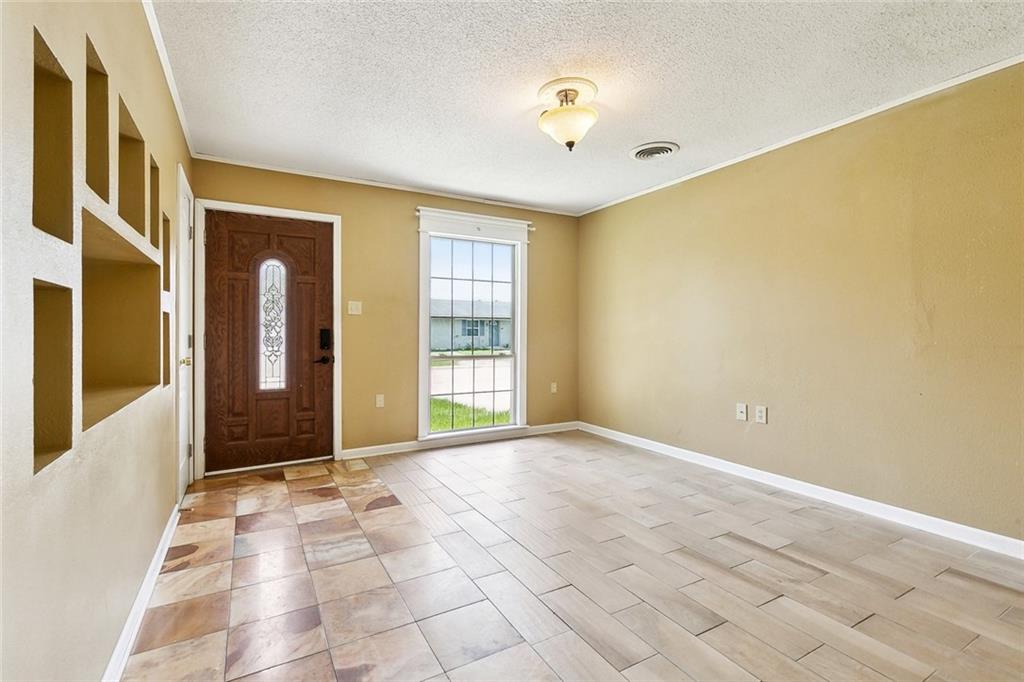 2412 RIVERBEND Drive