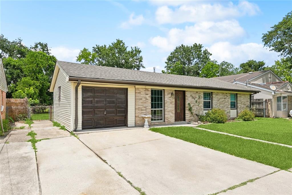 2412 RIVERBEND Drive