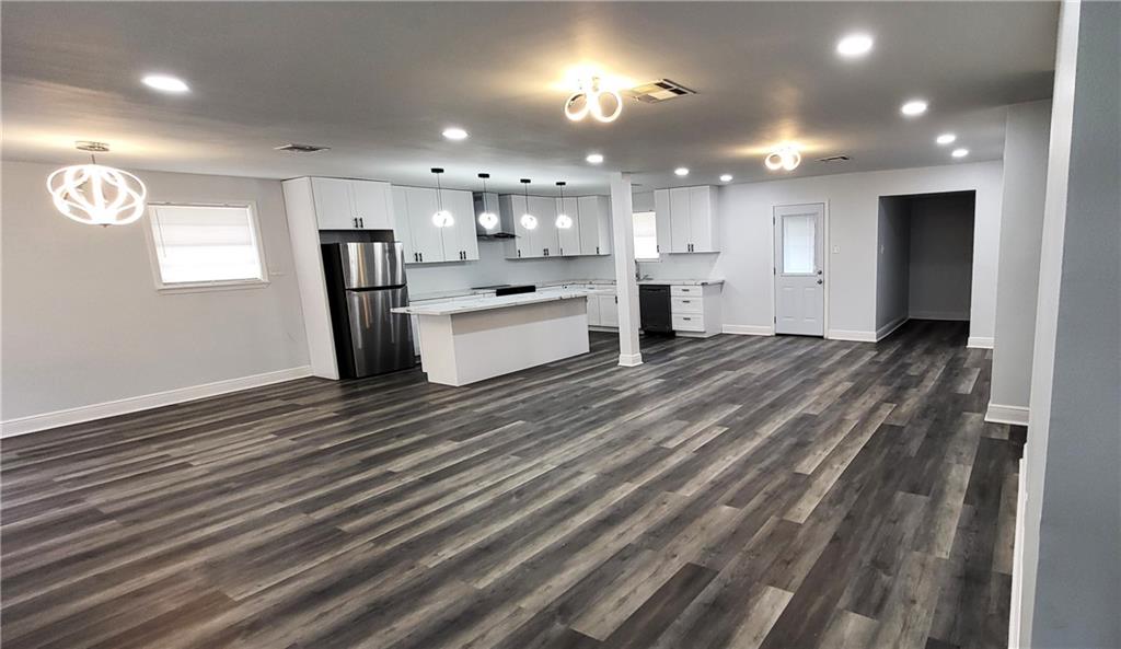 336 RIVER POINT Drive