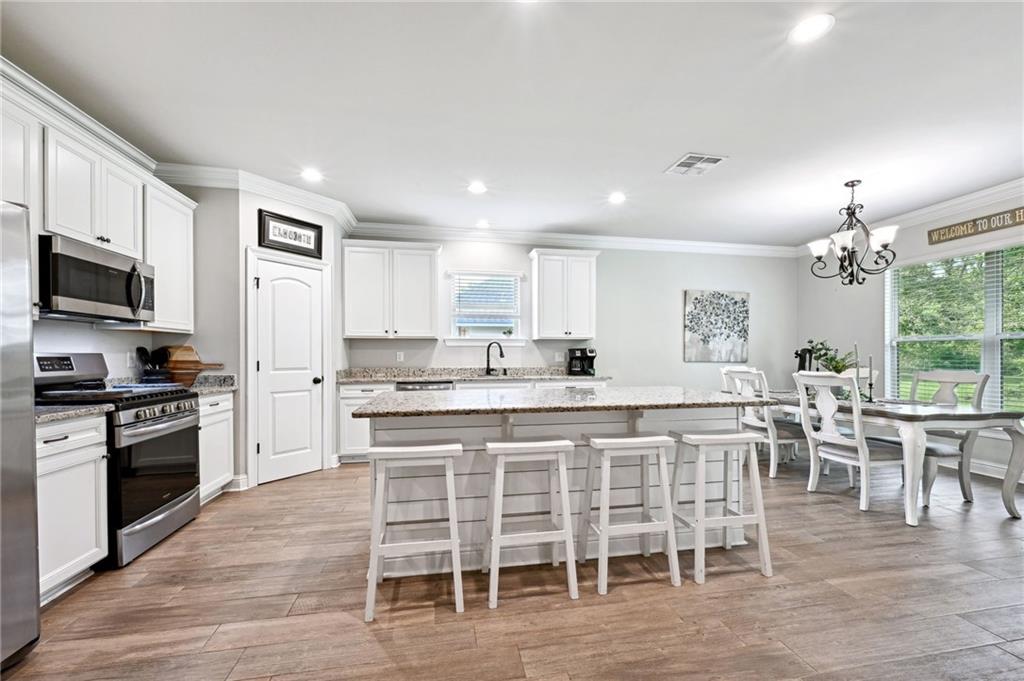 Ponchatoula, Louisiana 70454, United States, 4 Bedrooms Bedrooms, ,2 BathroomsBathrooms,Residential,Pending,43087