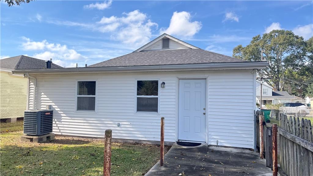 609 FARRINGTON Drive