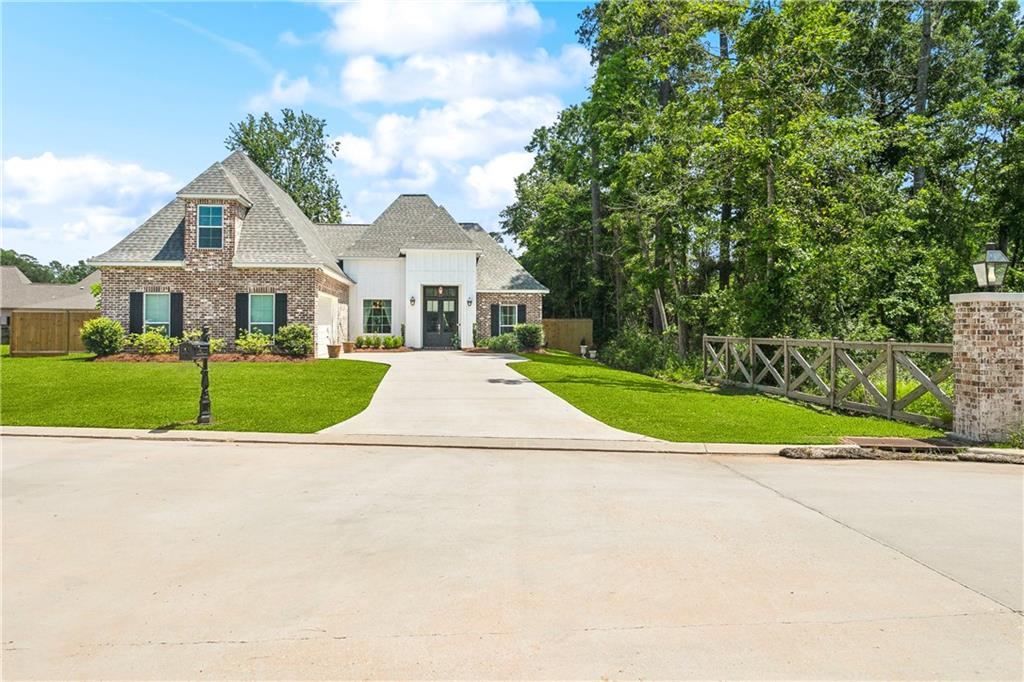 1763 HAZEL Drive