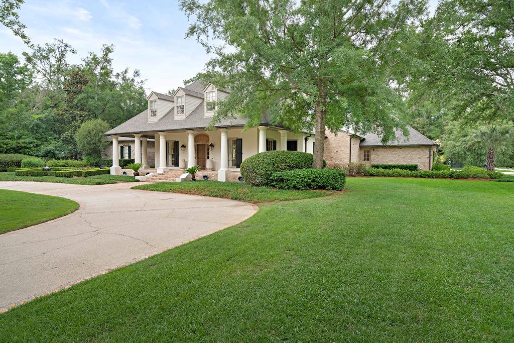 6 MULBERRY Point