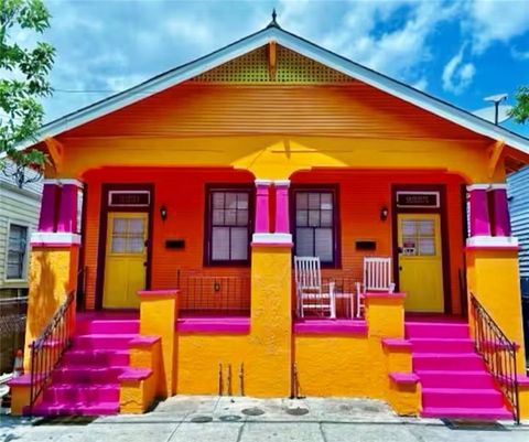 2321 23 CHARTRES Street New Orleans LA 70117
