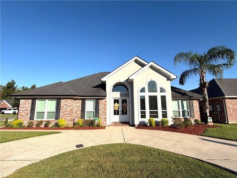 218 HAWTHORN Drive Luling LA 70070